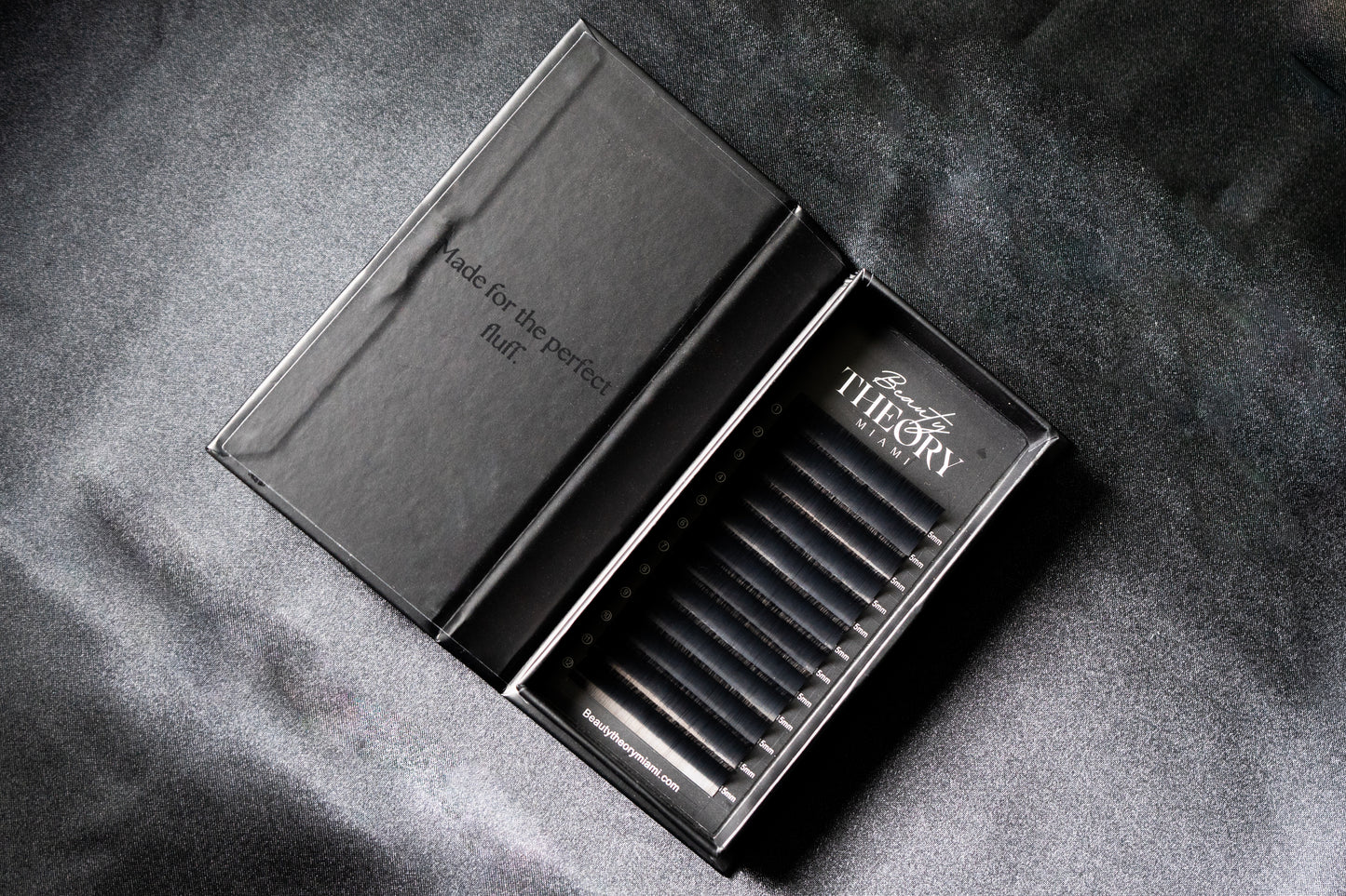 Ultra Matte Volume Lash Trays