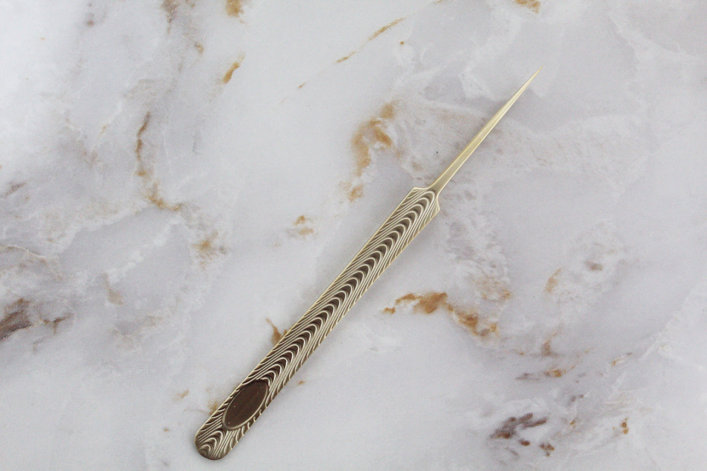 Long Isolation Tweezer