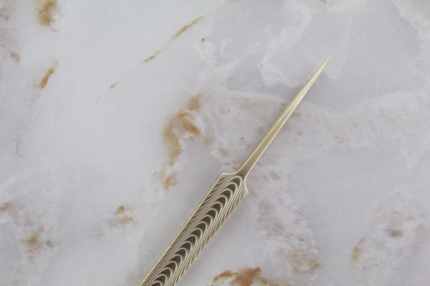 Long Isolation Tweezer